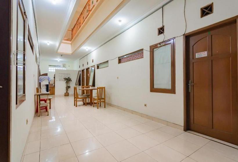 בית מלון כפרי Koolkost Near Riau Junction Mall