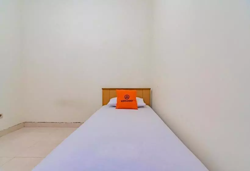 Hotelli Koolkost Near Riau Junction Mall