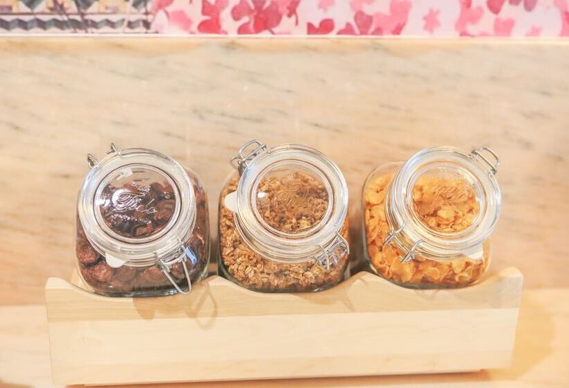 هتل Mouraria Lisboa