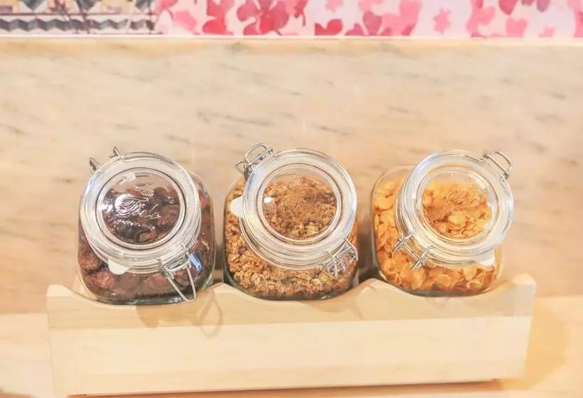 هتل Mouraria Lisboa