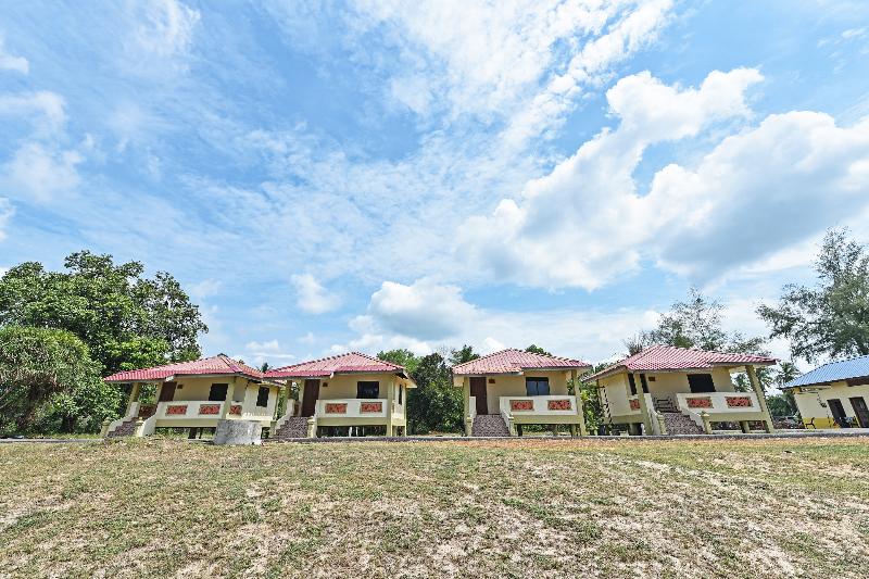 酒店 Oyo 90315 Chalet Pantai Rantau Panjang