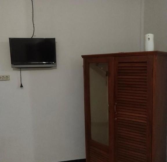 בית מלון כפרי Oyo 90590 Tian Residence