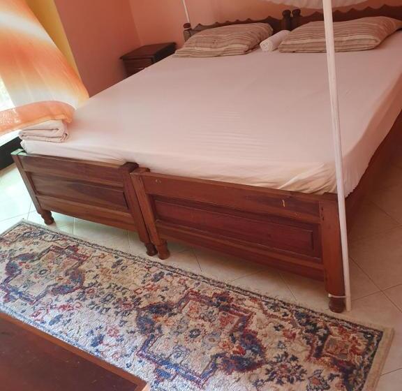 هتل Primeshade Guesthouse