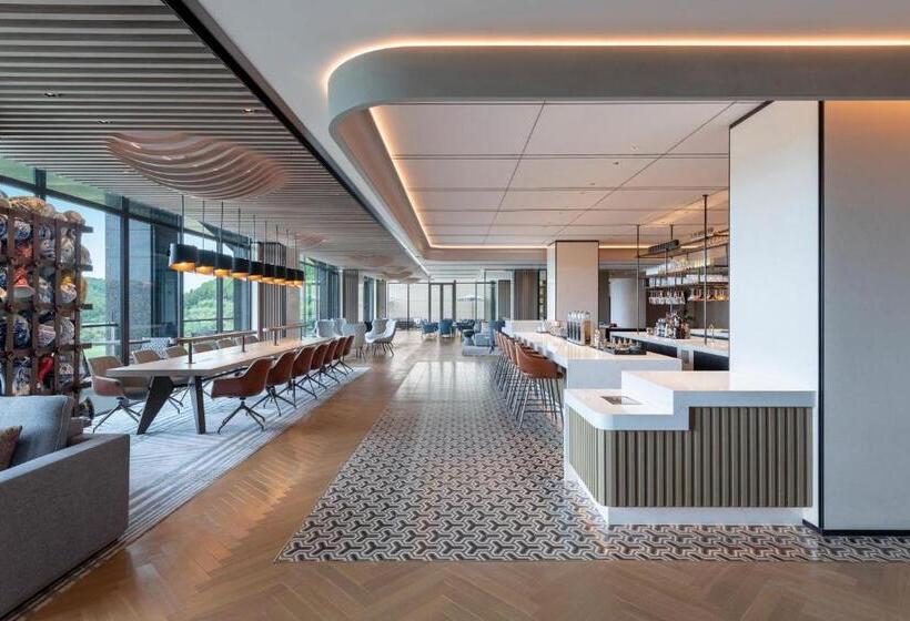 בית מלון כפרי Sheraton Mianyang