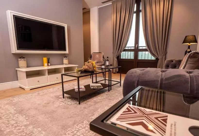 ペンション Montalbera Wine Suites