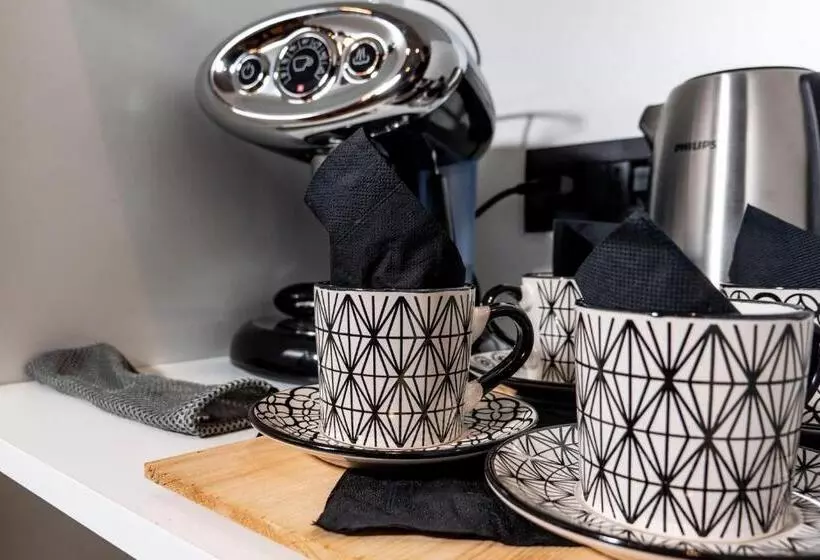 ペンション Montalbera Wine Suites