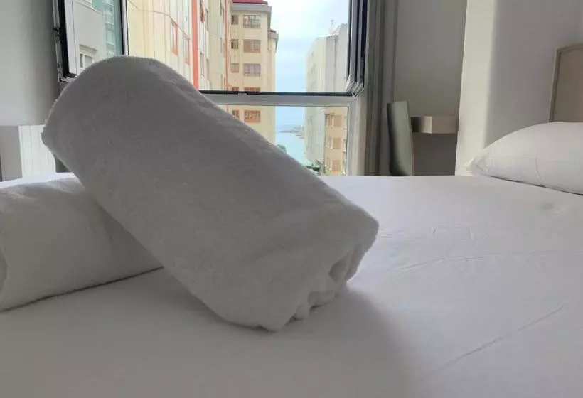 Majatalo Oxford Suites Ciudad De La Coruña