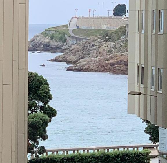 بنسيون Oxford Suites Ciudad De La Coruña