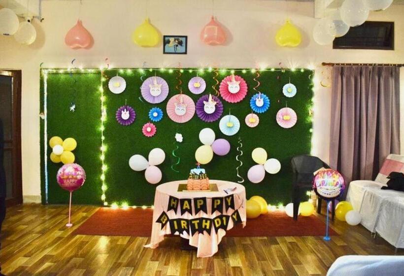 Pensione Solace Garden