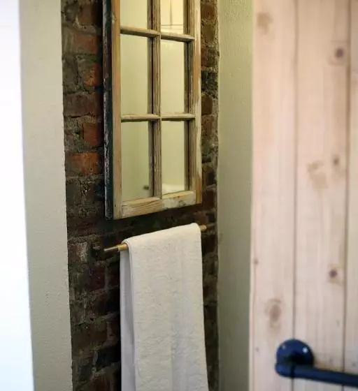 پانسیون Sousie S Rustic Stay