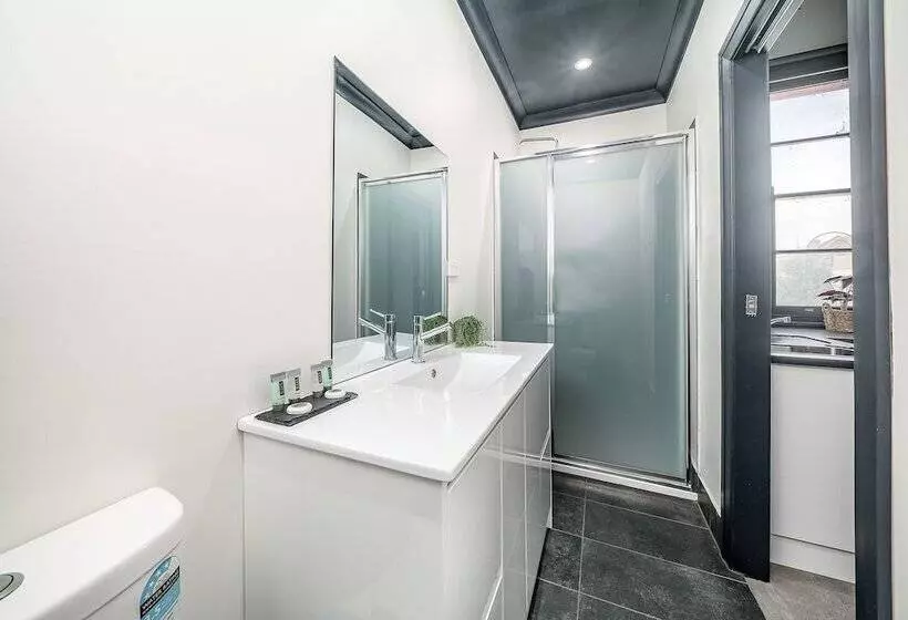 Romano S Hotel & Suites Wagga Wagga