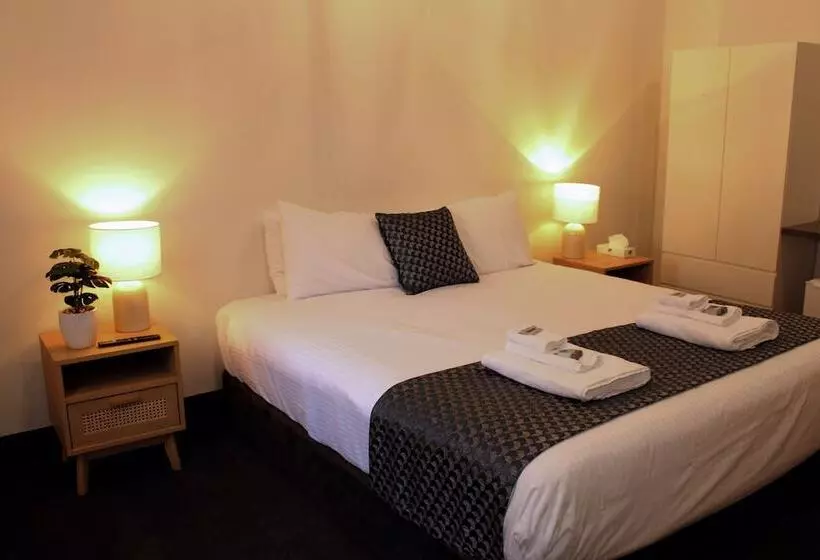 Romano S Hotel & Suites Wagga Wagga