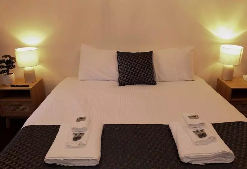 Romano S Hotel & Suites Wagga Wagga