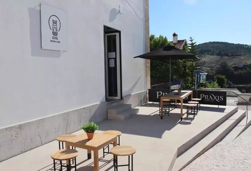 Retkeilymaja Castel Creative Living