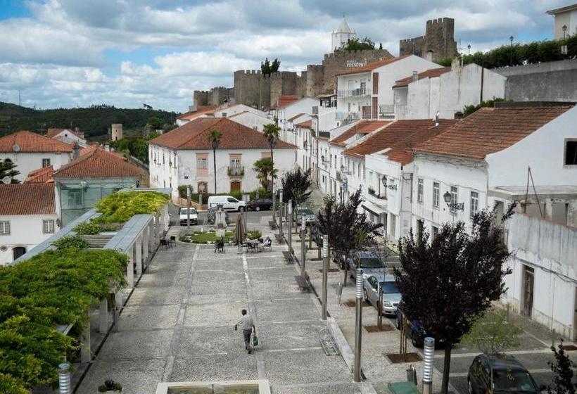 فندق صغير Castel   Creative Living