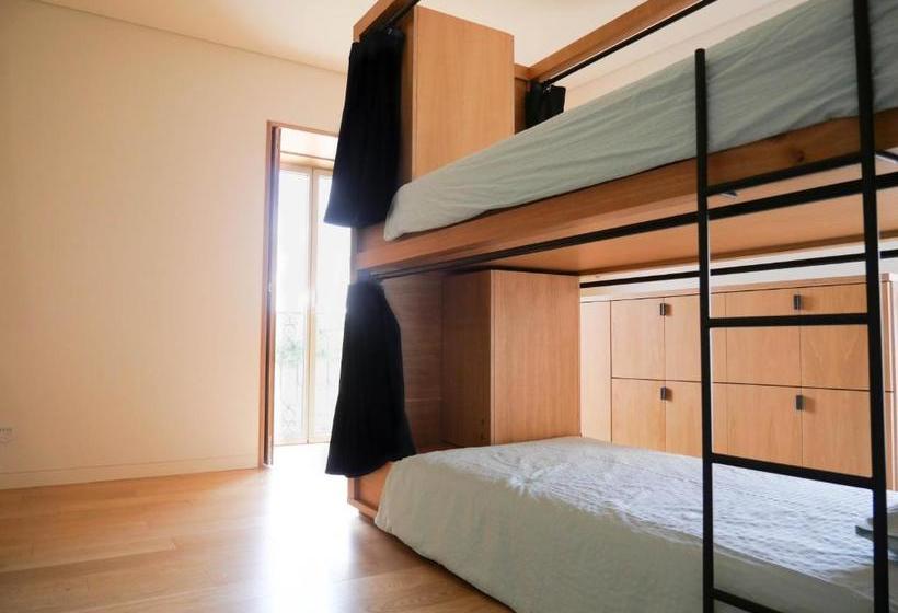 فندق صغير Castel   Creative Living