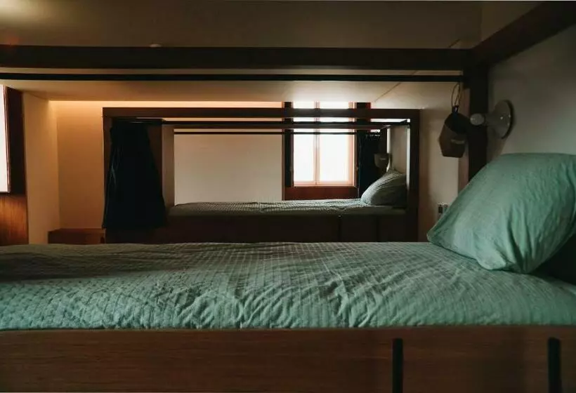 Retkeilymaja Castel Creative Living