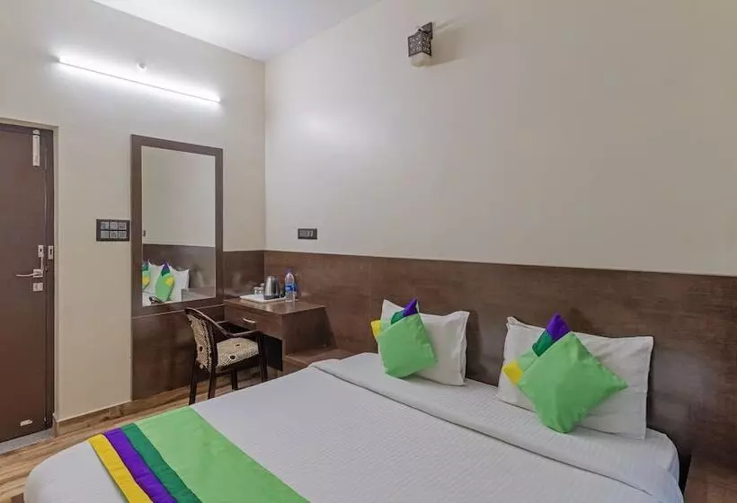 Itsy Hotels Pranav