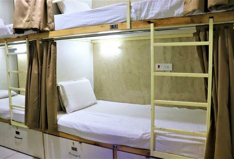 Albergue Orange Classic