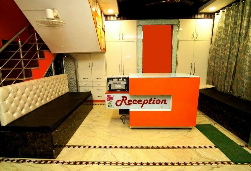 Albergue Orange Classic