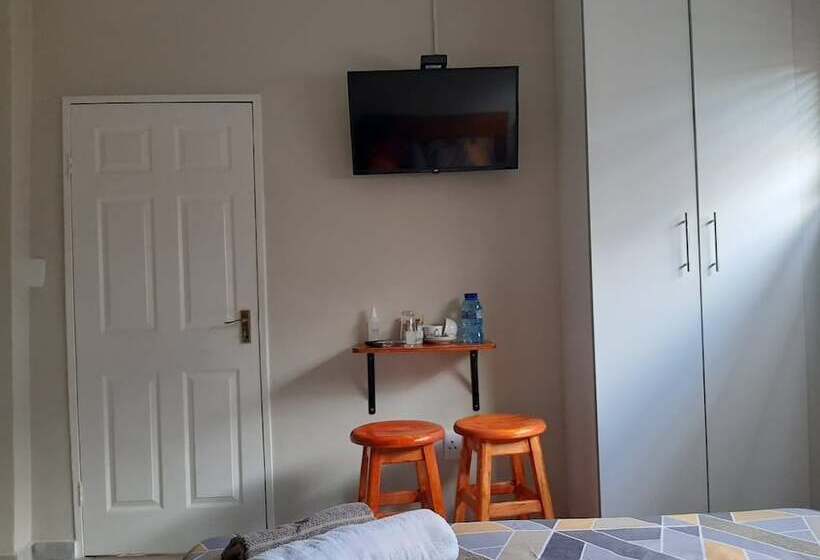 Pension Mohlakeng Guest House