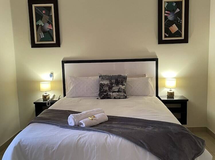 Pension Mohlakeng Guest House