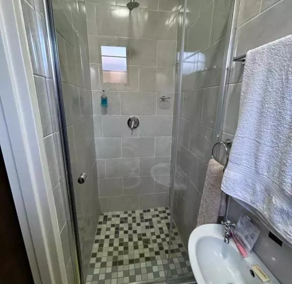 Majatalo Mohlakeng Guest House