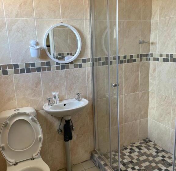 Pension Mohlakeng Guest House