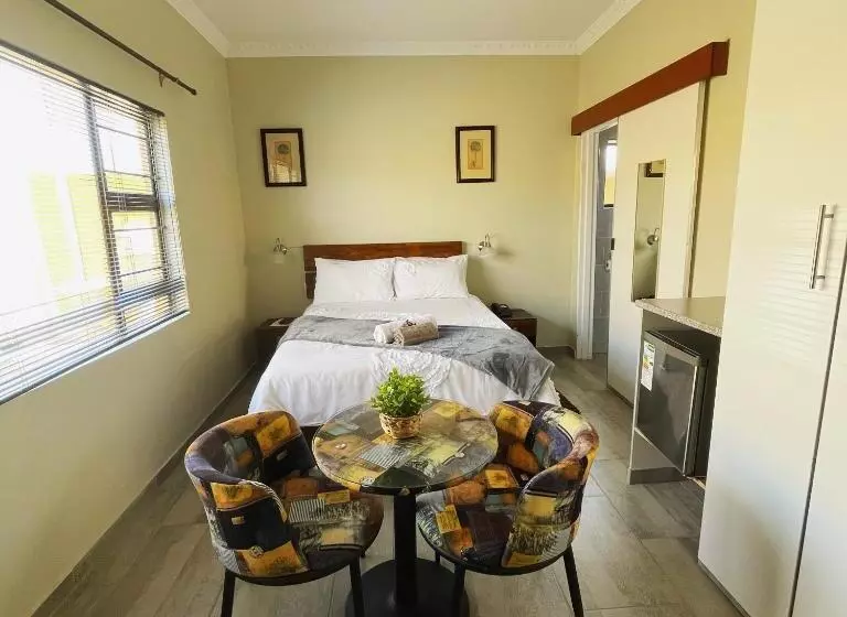 Majatalo Mohlakeng Guest House