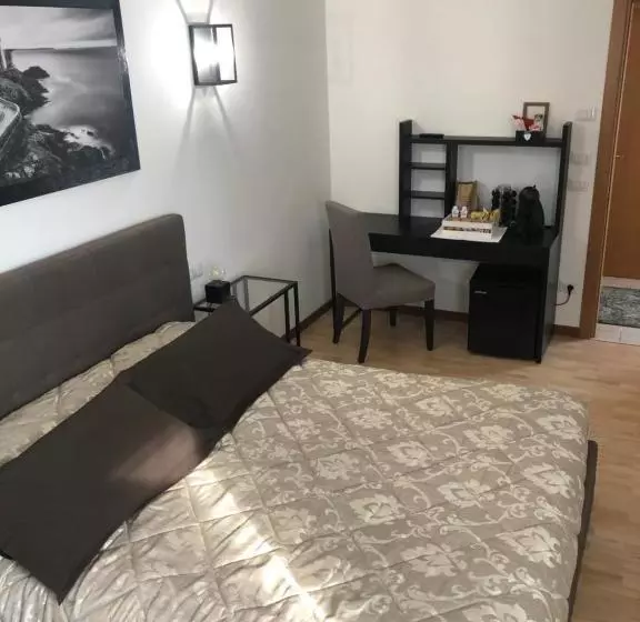 پانسیون Villa Trevisi  S
