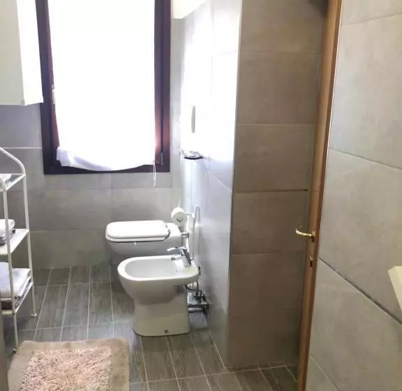 پانسیون Villa Trevisi  S