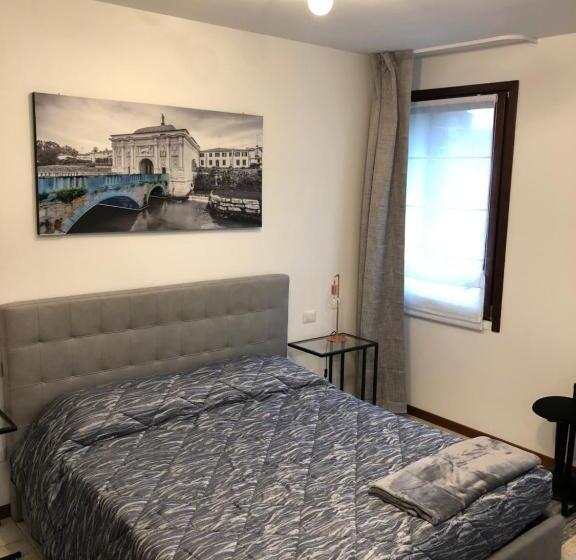 پانسیون Villa Trevisi S