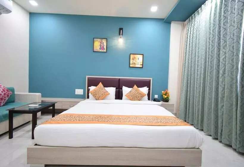 The Sky Imperial  Hotel Gopal Darshan