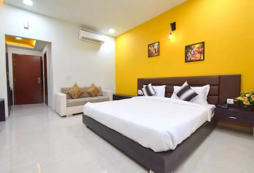 The Sky Imperial  Hotel Gopal Darshan