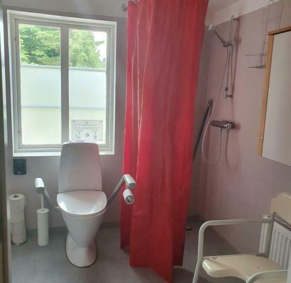 צימר Klåveröd Logi & Café