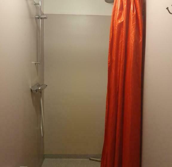 צימר Klåveröd Logi & Café