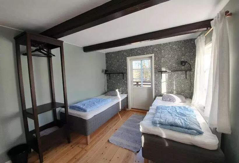 ベッドアンドブレックファースト Klåveröd Logi & Café