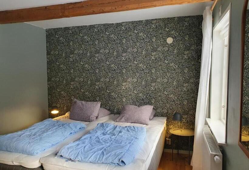 צימר Klåveröd Logi & Café