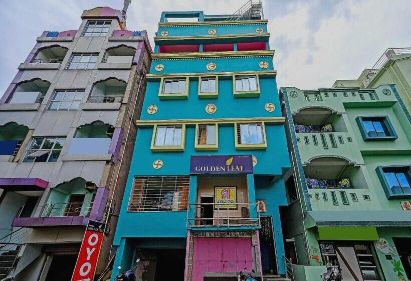 Hotel Flagship 81598 Golden Leaf