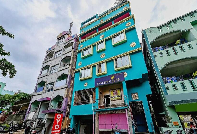 Hotel Flagship 81598 Golden Leaf