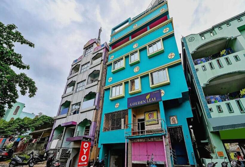 Hotel Flagship 81598 Golden Leaf