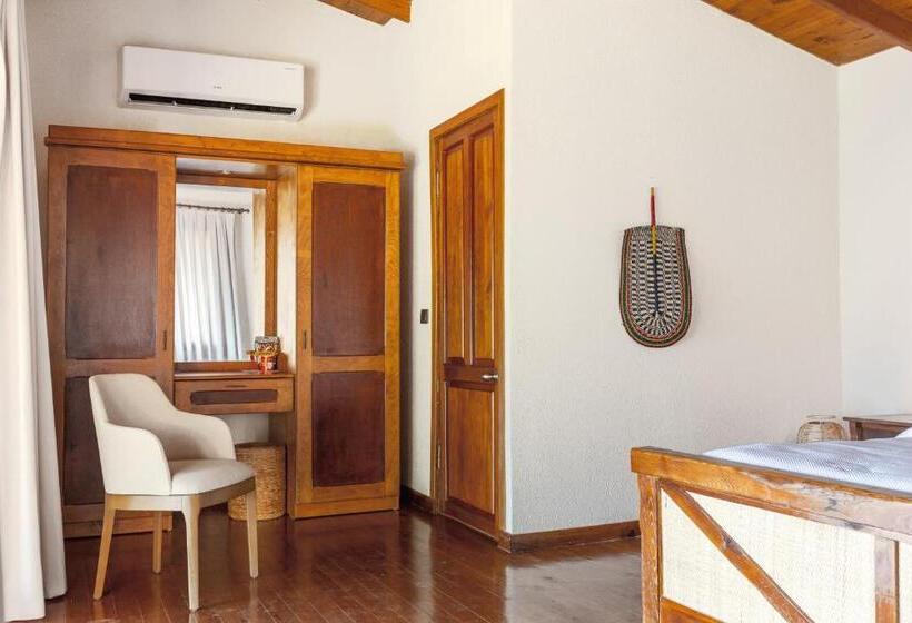 בית מלון כפרי La Boheme Kabak