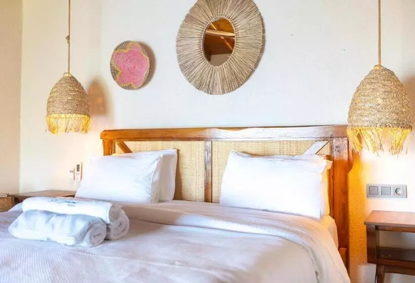 ホテル La Boheme Kabak