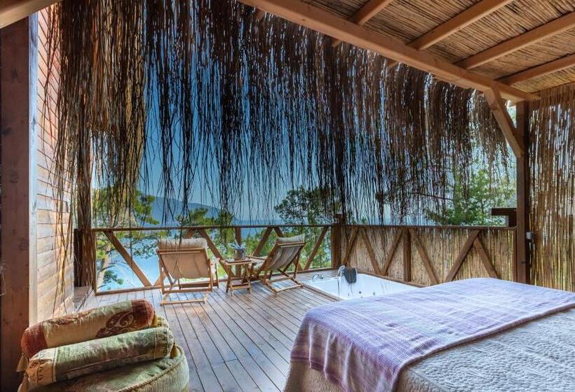 בית מלון כפרי La Boheme Kabak