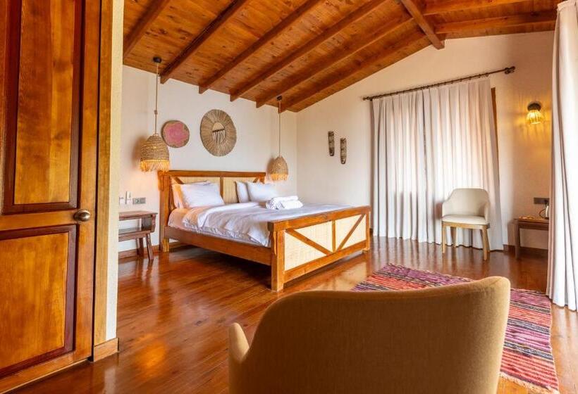 בית מלון כפרי La Boheme Kabak