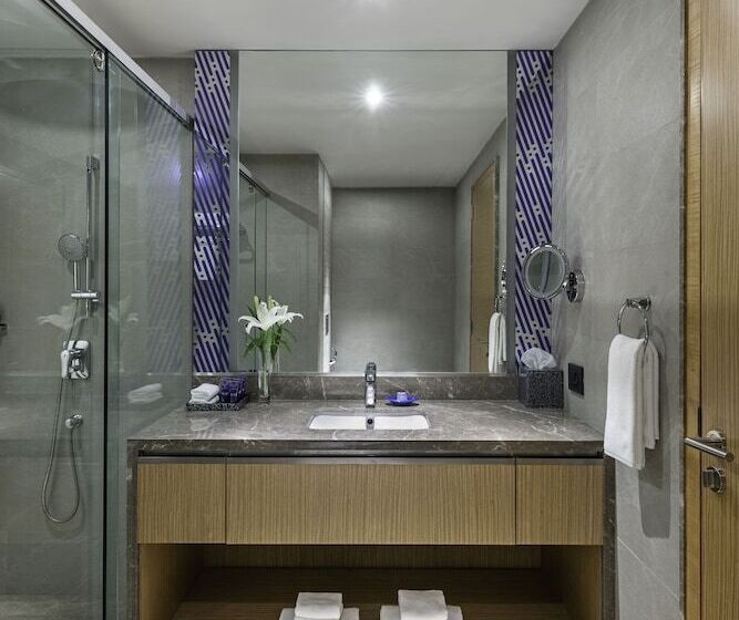 בית מלון כפרי Vivanta Bhubaneswar Dn Square