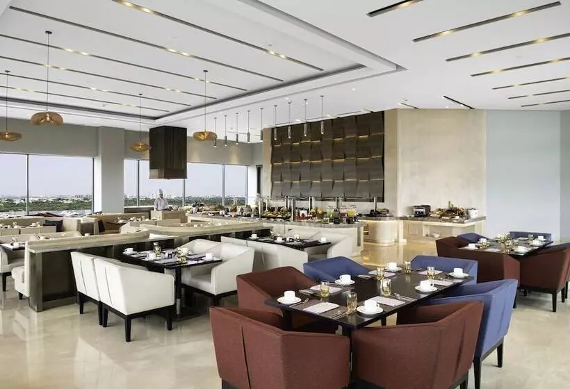 ホテル Vivanta Bhubaneswar Dn Square