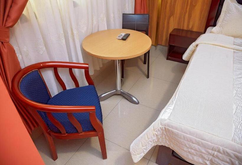 Noubou International Hotel Bonapriso