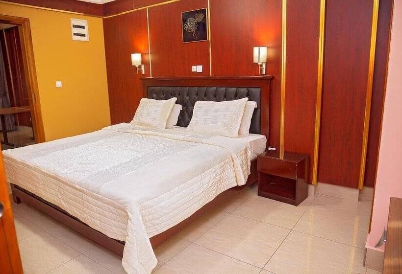 Noubou International Hotel Bonapriso