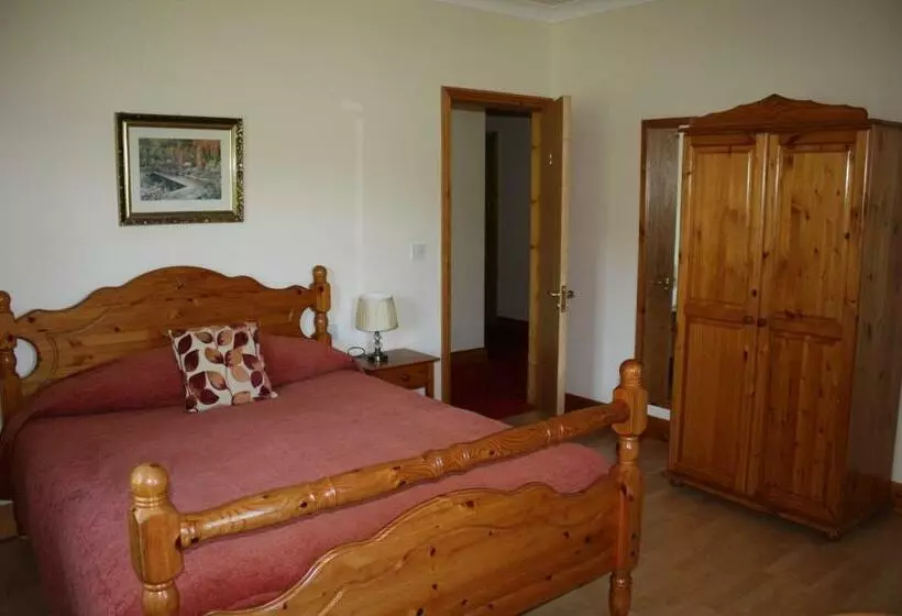 ペンション Dan O'hara Farmhouse B&b